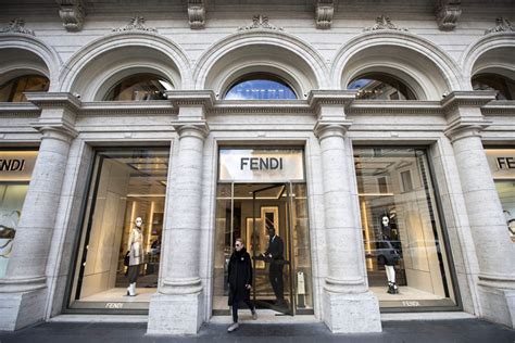 lista manager fendi roma|Boutique FENDI Roma Palazzo Roma.